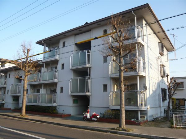 粟津マンション