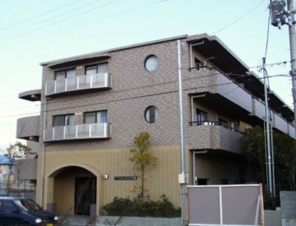 ハイライズ下賀