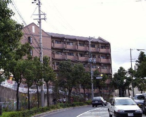 コミュ二ス西神戸